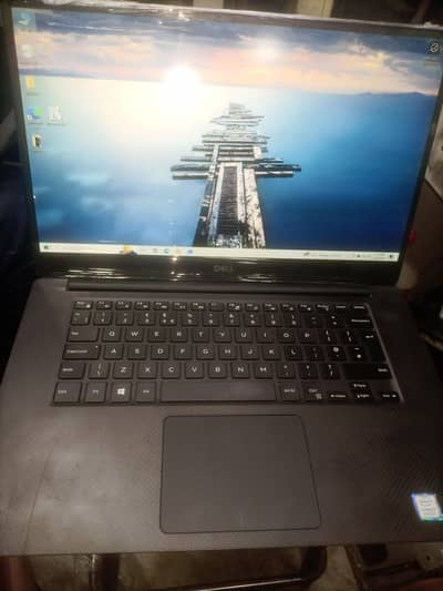 dell i7 8th gen 4gb dedicatd Gpu 8gb ddr4 512 ssd