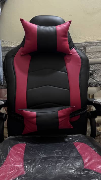 Gaming Chair for sale | Very Comfortable