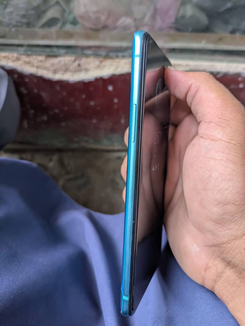 One Plus 8T 6