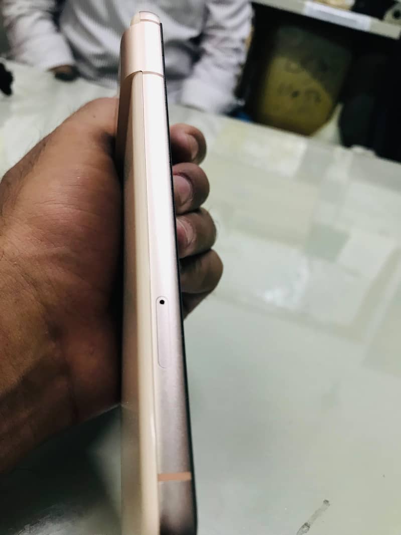 Google Pixel 8 2