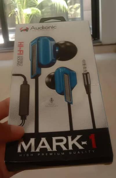 Adionic mark 1 wired earphones