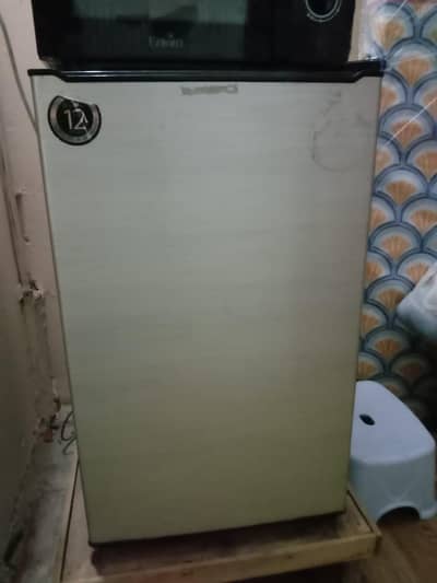 Dowlance 1 Door Mini Refrigerator For Sale In Full Fresh Condition