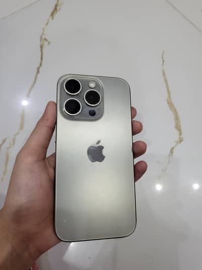 Apple iPhone 15 Pro