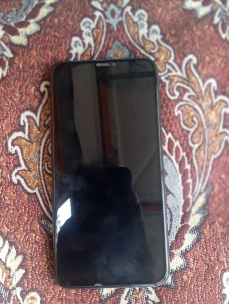 iPhone xs max 1