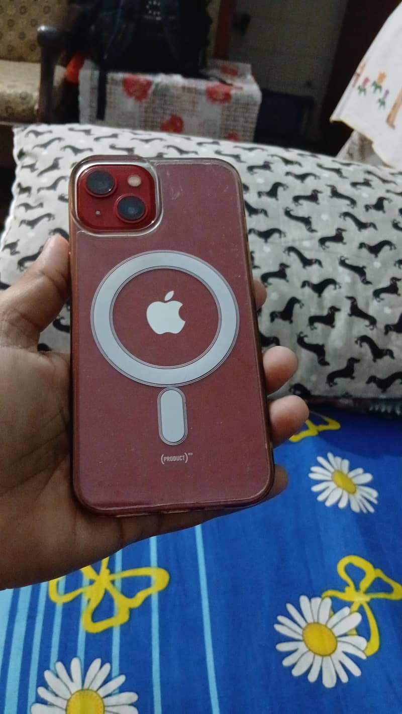 Apple iPhone 13 4