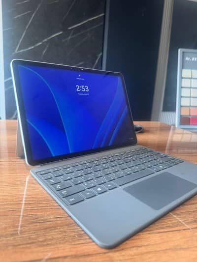 Microsoft Surface Pro 12 Copilot+ PC | 16/256 SSD | Only 5 Month Used