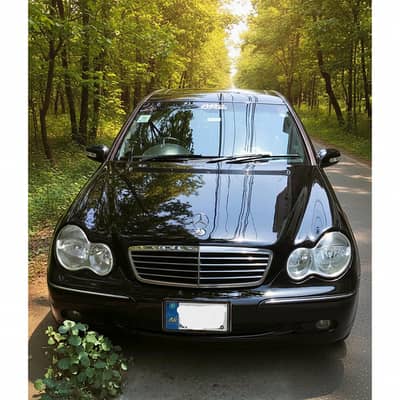 Mercedes C Class C200 2004 / 2010 with Sunroof
