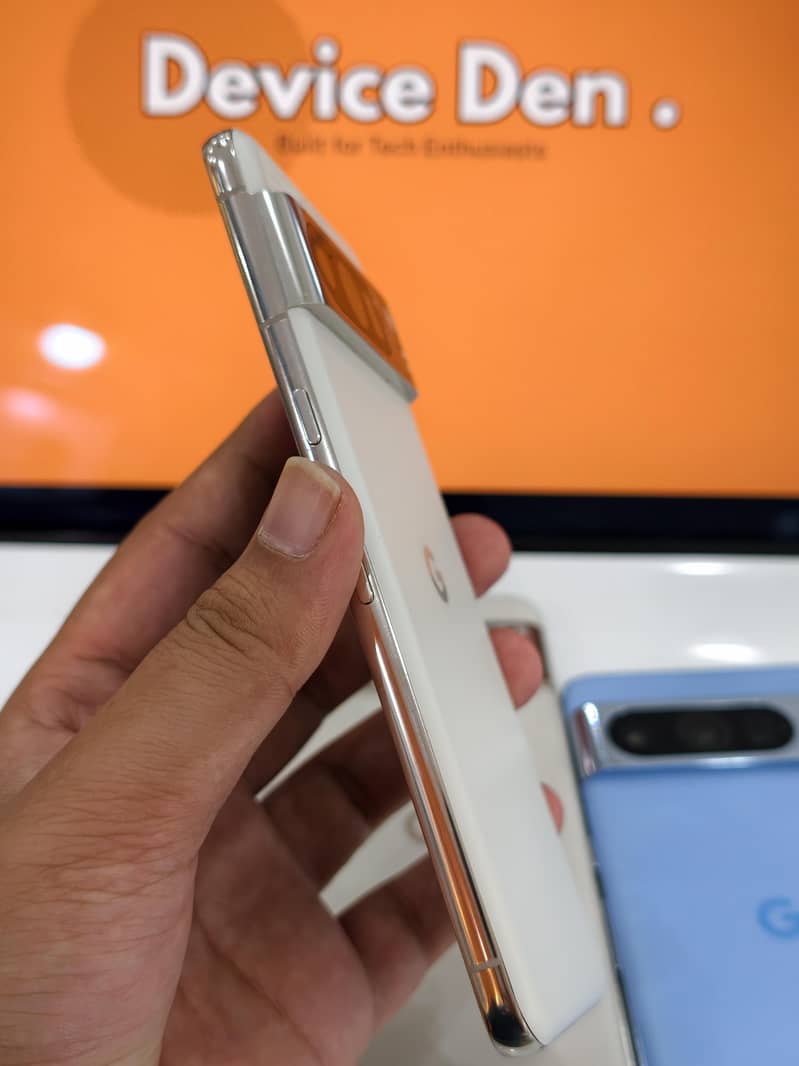 Google Pixel 8 Pro 10