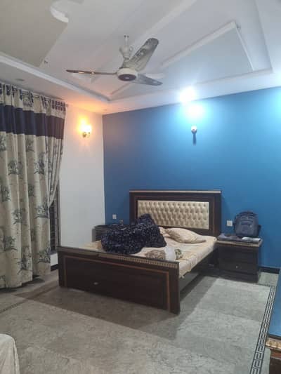 10 Marla House Separate Entrance Uper Portion Gulistan Colony Near Millat Chok