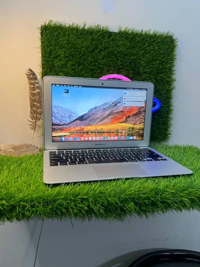 Apple MacBook Air 2014 | 11 Inch | Core i5 | 4GB RAM | 128GB SSD