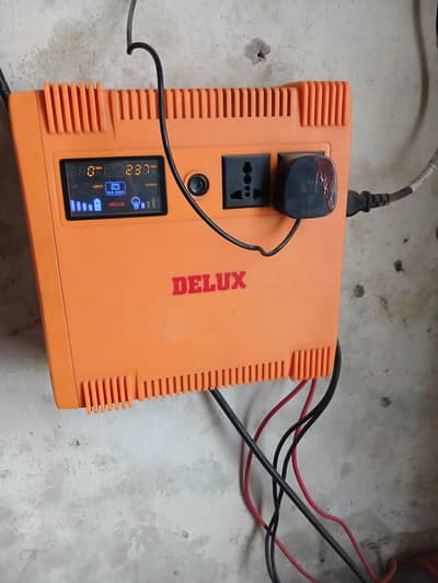 inverax& delux ups