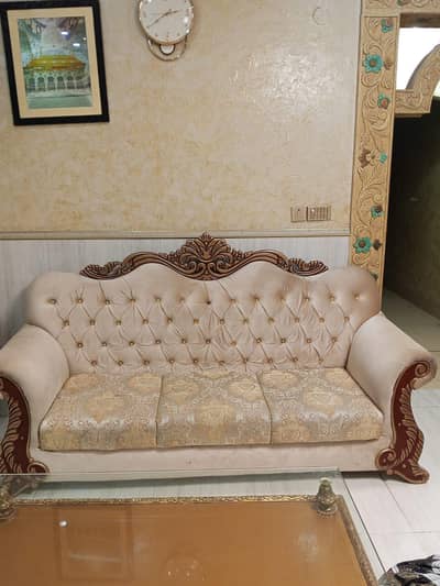6 seater sofa in brand new condition