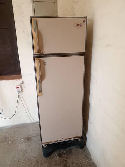 duble door fridge