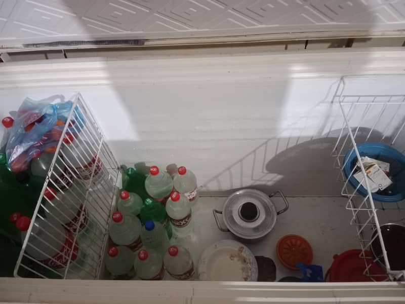 Dawlance deep freezer 1