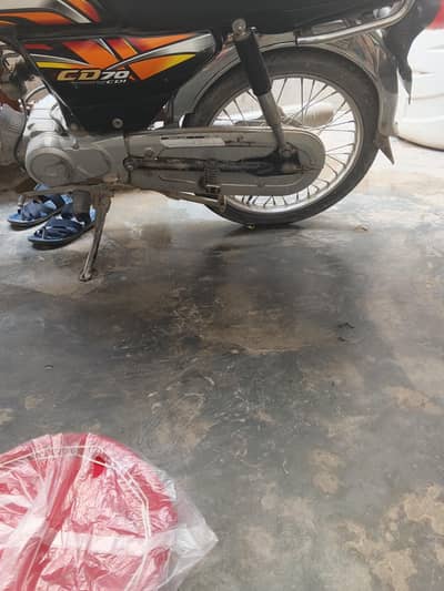 2022 modal hai sab Kuch genuine hai abi tk Kisi kisam ka koi maslah ni