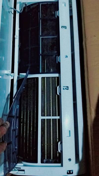 haier saplit  1 ton inverter