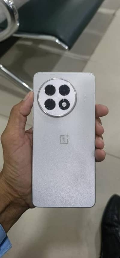 OnePlus 13R 12GB/256GB | Non-PTA | 10/10 Condition | Box & Original