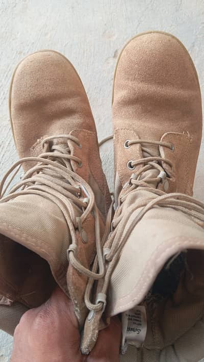 Camel shoes Original ( ßata Service)