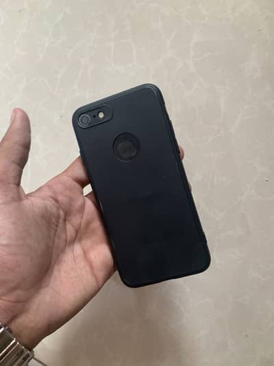 Apple iPhone 7