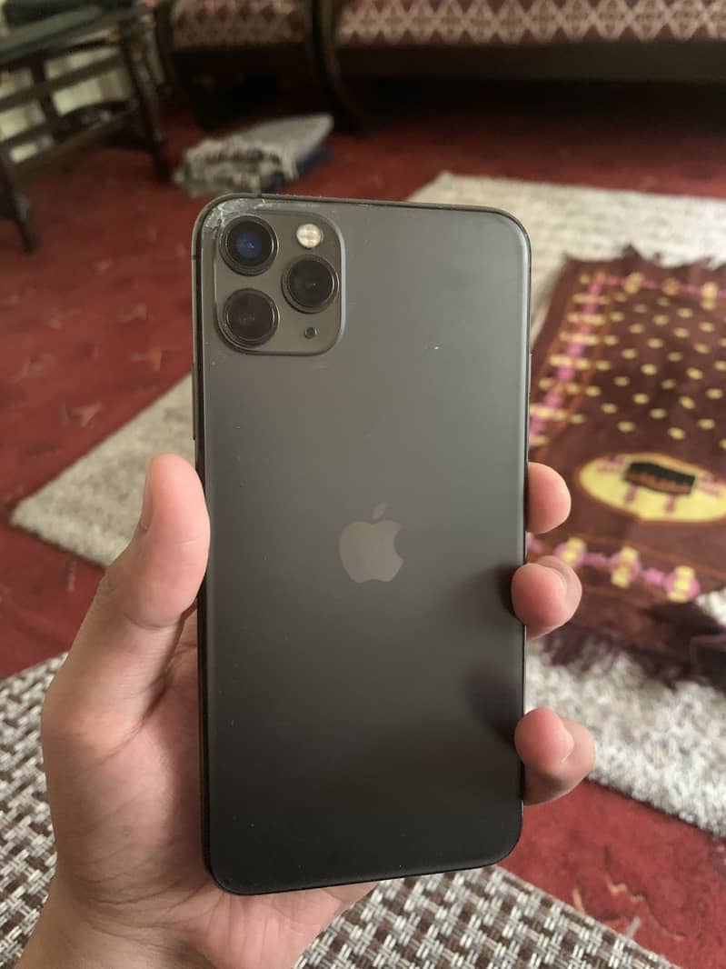iPhone 11 Pro Max 1