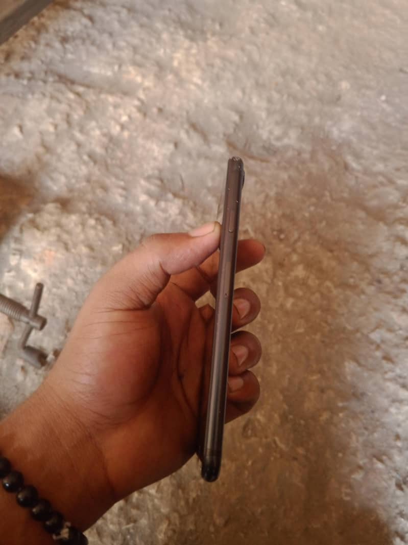 Apple iPhone 7 5