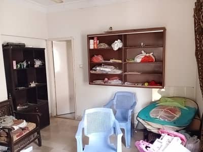 3 BED-DD FLAT AVAILABLE FOR RENT IN BLOCK-7 GULISTAN-E-JAUHAR KARACHI