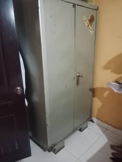 used almari