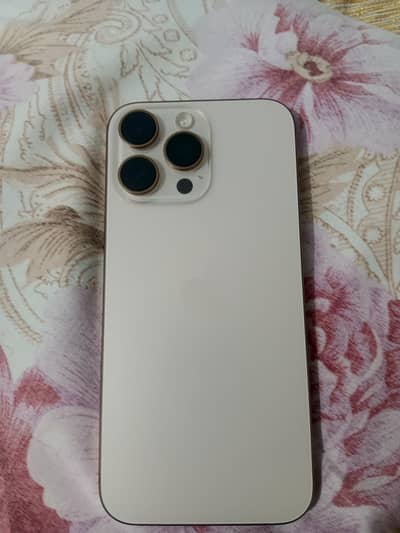 Apple iPhone 16 Pro Max