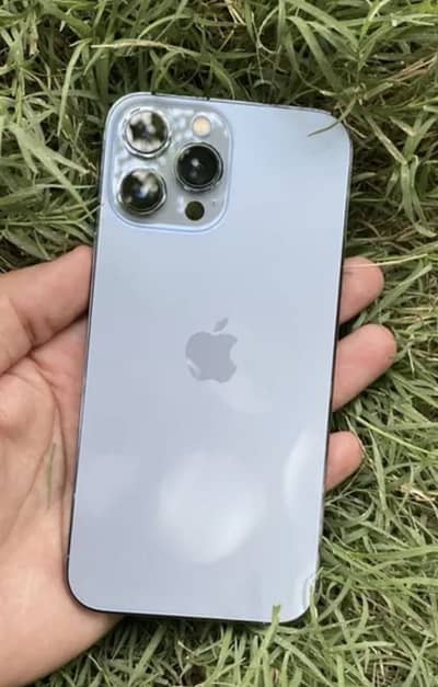 Apple iPhone 13 Pro Max. 97 health genuine.