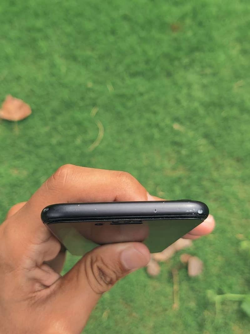 Iphone 7 good condition 2