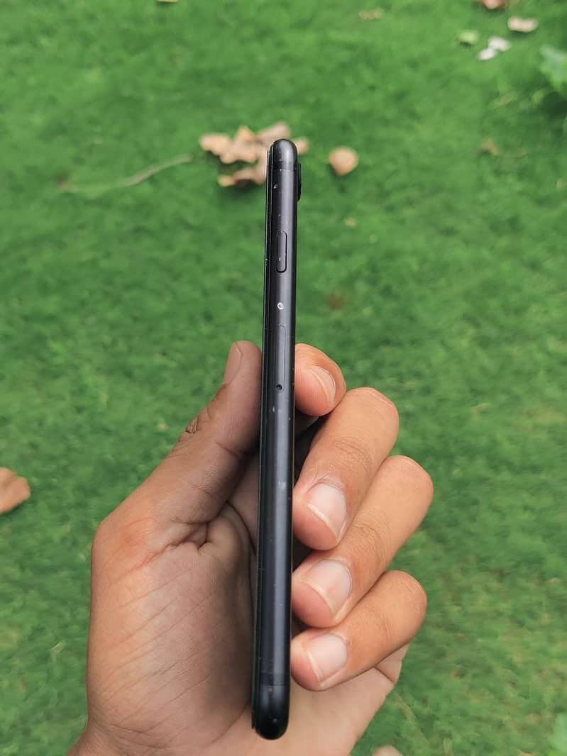 Iphone 7 good condition 4