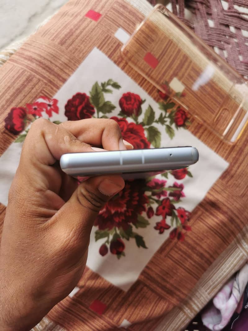 Google Pixel 7a 4
