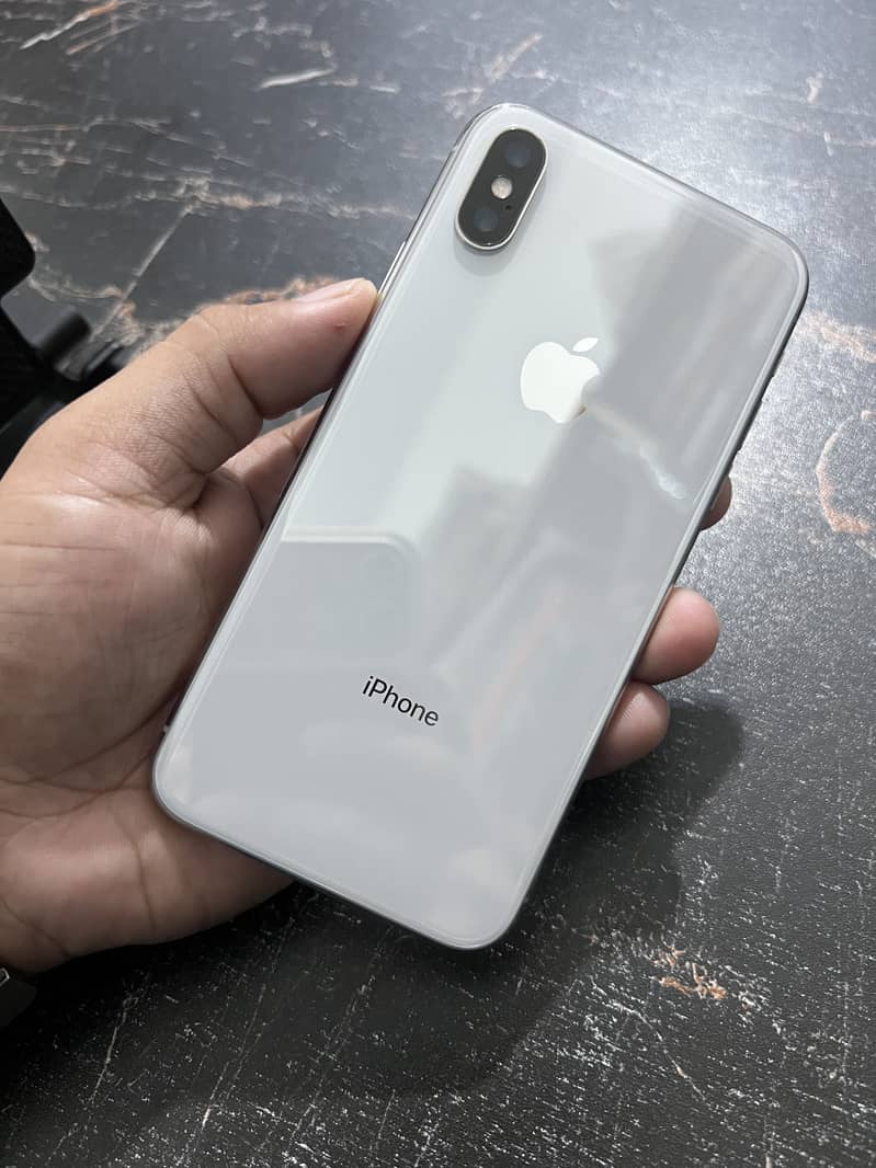 Apple iPhone X 0