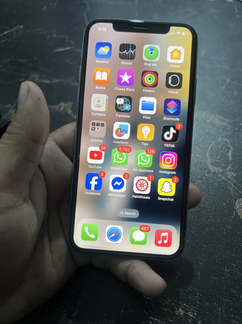 Apple iPhone X 1