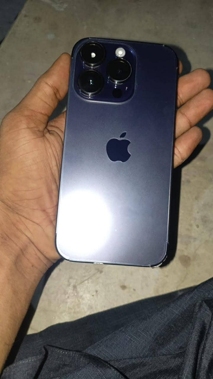 Apple iPhone 14 Pro 3