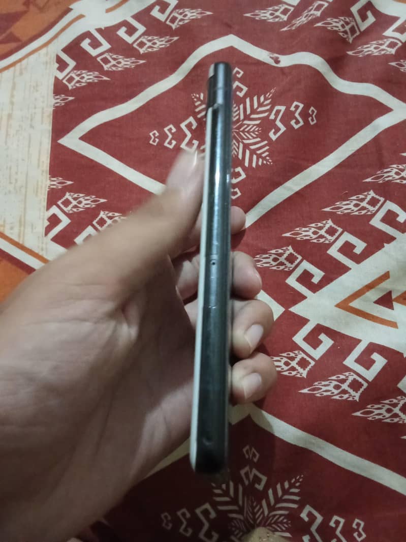 Google Pixel 6a 4