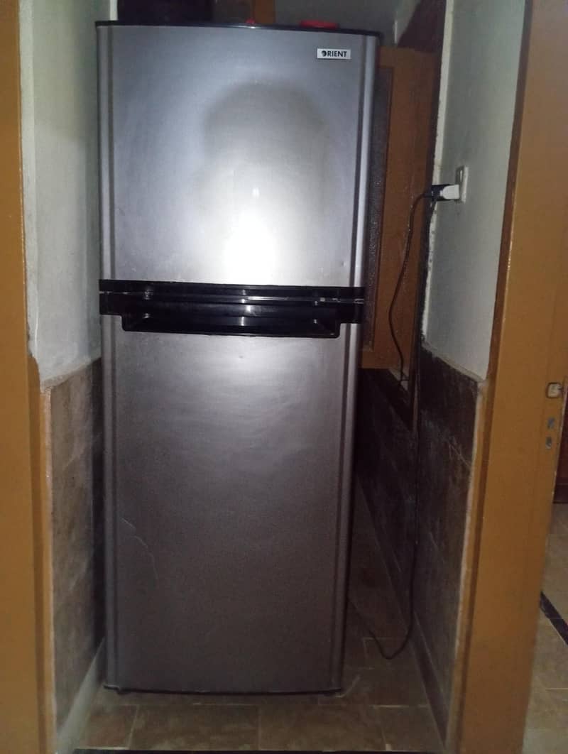 Orient fridge 0