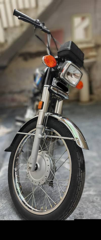 CG 125 Classic