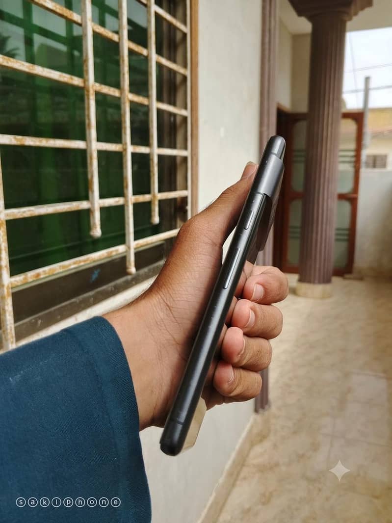 Google Pixel 7 5