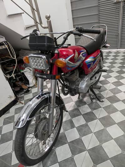 Honda CG 125 2022 Model / Excellent Condition/ Lahore Registration