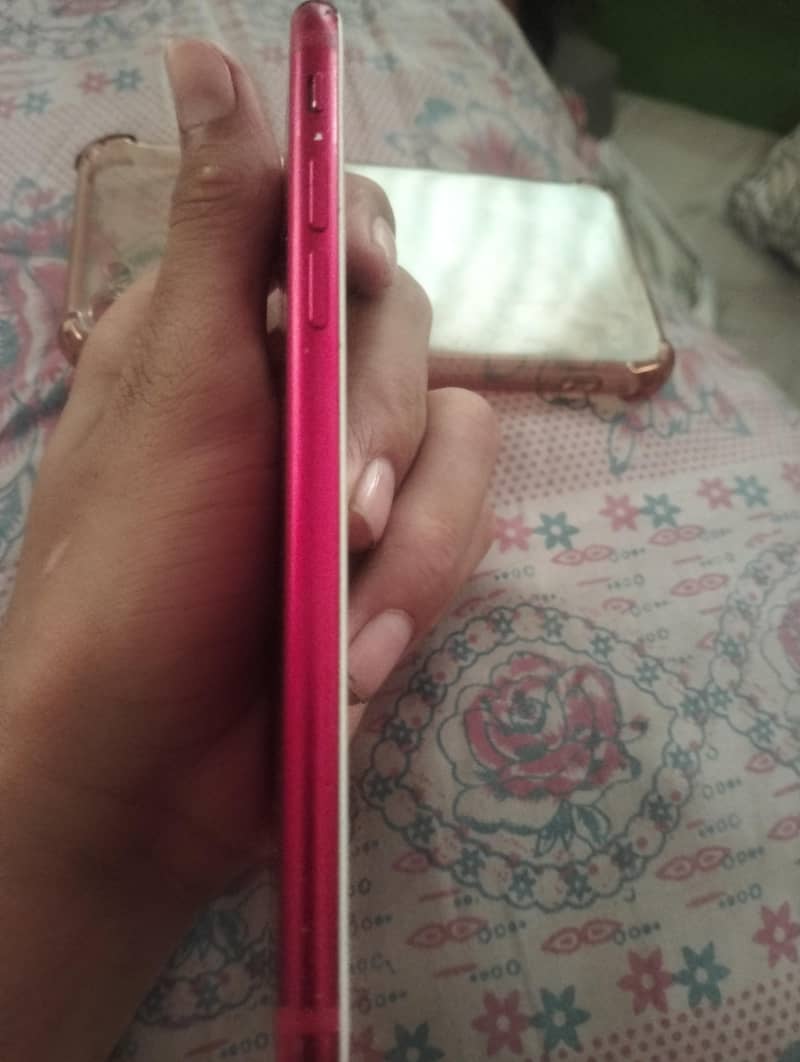Apple iPhone 7 Plus 2