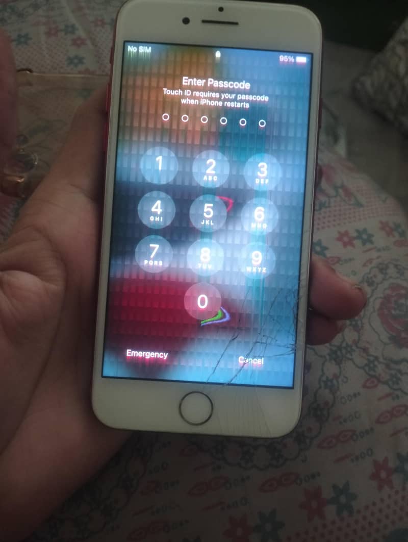 Apple iPhone 7 Plus 4