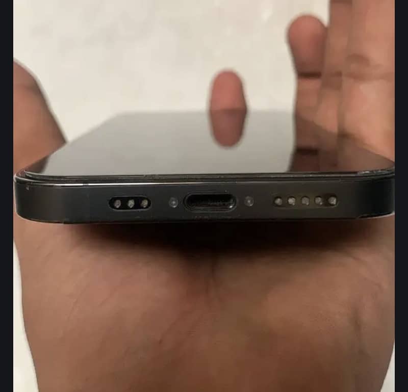 Iphone 12 pro 3