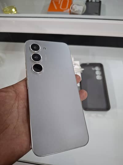 Tecno Spark 40 Pro Full Box 8/256 GB in 5 months warranty