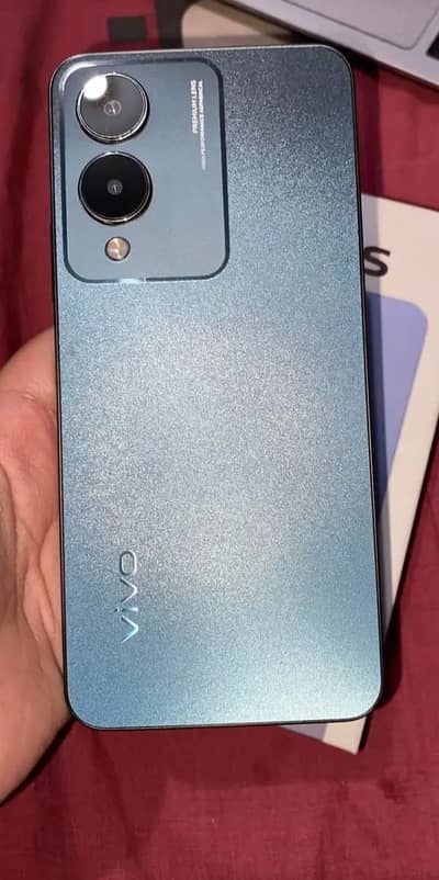Vivo Y17s