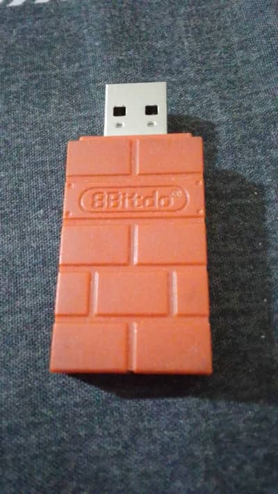 8bitdo wireless USB adabter Brick v2 -PS5-PS4 Switch PC