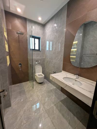 1 Kanal Brand New House For Sale