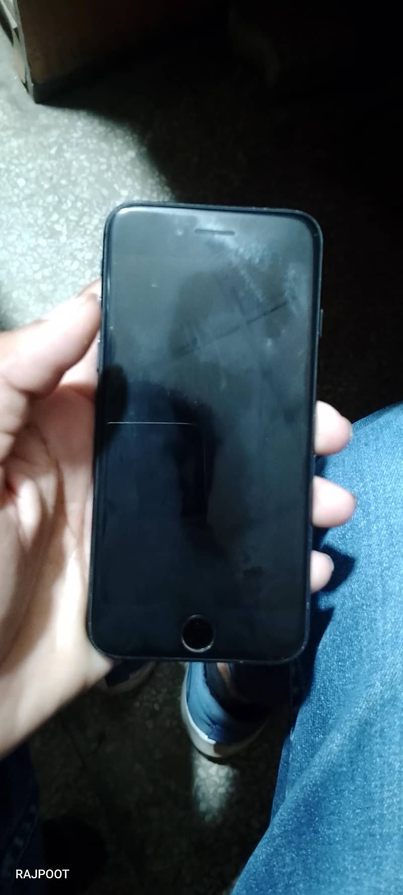 Apple iPhone 7 2