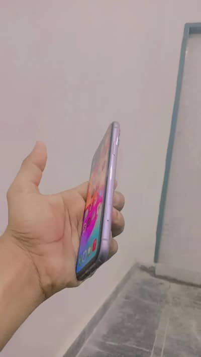 Apple iPhone 11