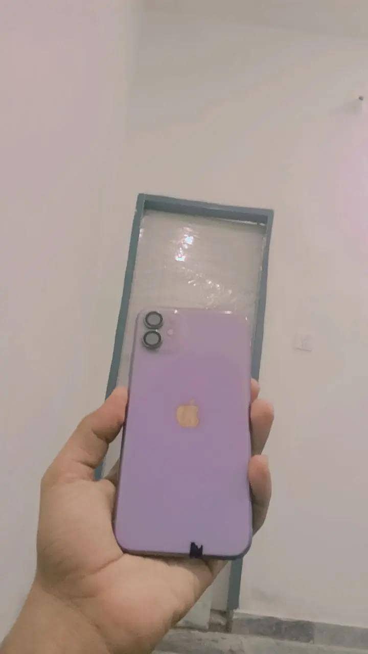 Apple iPhone 11 3